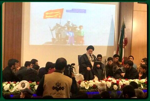 مشکل ما با بعضی جریانات مشکل بینشی است