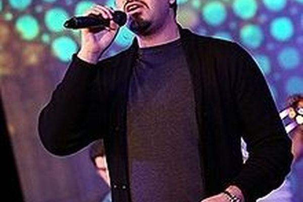 آهنگ جدید احسان خواجه امیری برای روز دانشجو