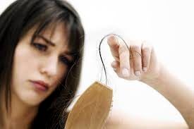 فرمول های طبیعی برای توقف ریزش مو