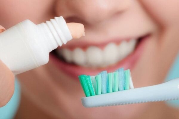 روش تمیز نگه داشتن مسواک