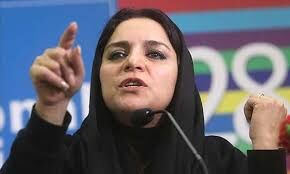 تهمینه میلانی با پادرمیانی رهبر انقلاب از زندان آزاد شد