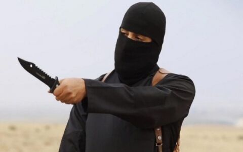سرمربی مشهور كه داعشی ها آرزوی كشتن او را دارند+عکس