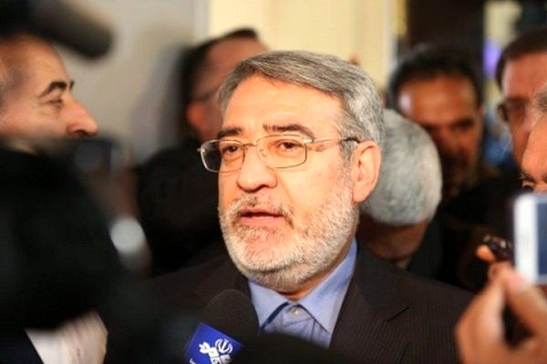 وزیر کشور: مردم آرامش خود را حفظ کنند