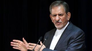 مسائل اقتصادی را بهانه کرده اند