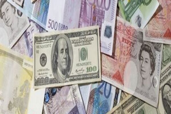 فیتیله دلار بانکی پایین آمد