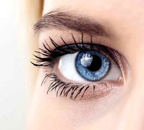 رنگ چشم‌ ها چگونه به وجود می‌آید؟