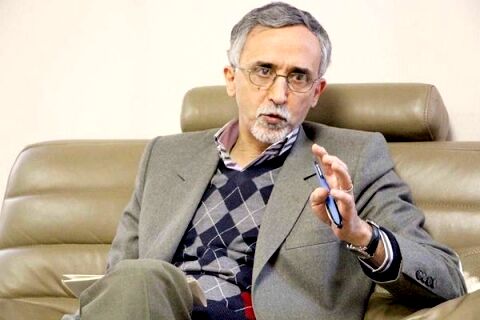عبدالله ناصری: احمدی‌نژاد فرار به جلو می‌کند