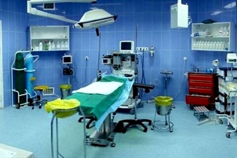 انتقام عجیب و خنده دار پزشک آبادانی از کارمند بیمارستان