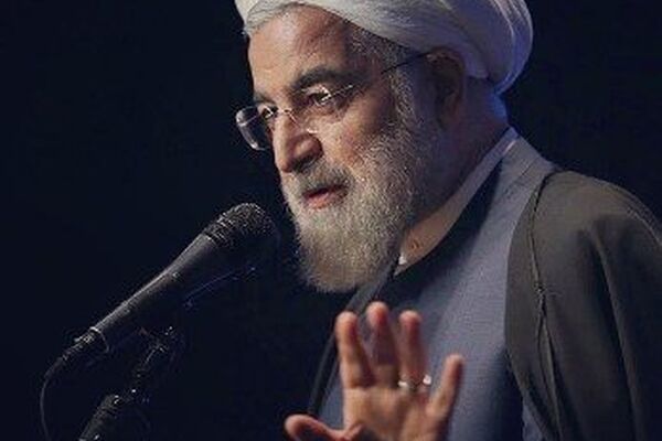 رسانه پایدارى خواستار اخراج روحانى از خبرگان شد
