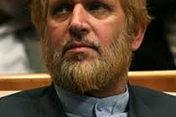 محمدعلی رامین : احمدی نژاد خود را ناپلئون می‌داند