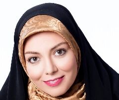 جشن تولد جمع و جور آزاده نامداری برای همسرش + عکس
