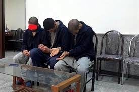 سرقت بنز به خاطر کادوی «ولنتاین»