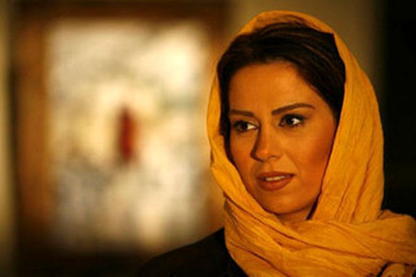 دیدار بازیگر زن مشهور با "گلشیفته" در پاریس+عکس