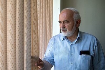 احمد توکلی: مسئولان از افشای اموالشان نترسند