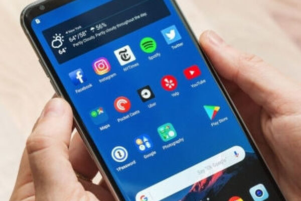بروزرسانی جدید ال جی V30 با بهبود عملکرد دوربین عرضه شد