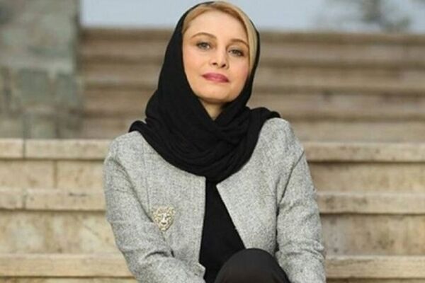 چهره جنجالی خانم بازیگر با رنگ مویی عجیب+ عکس ها