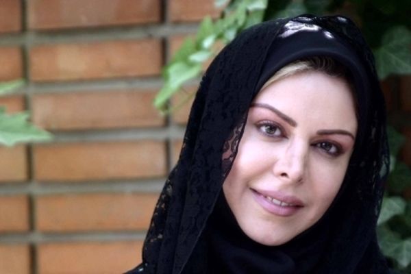 پوشش عجیب “فلور نظری” در خارج از کشور