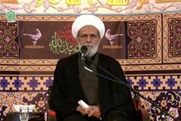 استکبار 40 سال است از اسلام اصیل سیلی می‌خورد