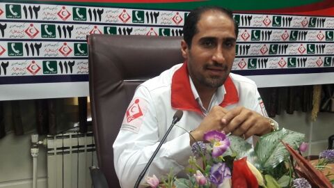 یک مصدوم برخورد خودرو سواری با احشام