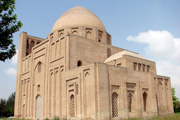 هارونیه، بنای نهفته در دل شهر طوس