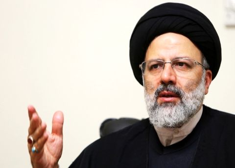 سودای مجلس در سر رقیب مشهدی روحانی