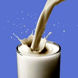 خطرناک ترین نوشیدنی ها برای مصرف همراه دارو
