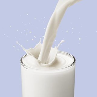 خطرناک ترین نوشیدنی ها برای مصرف همراه دارو