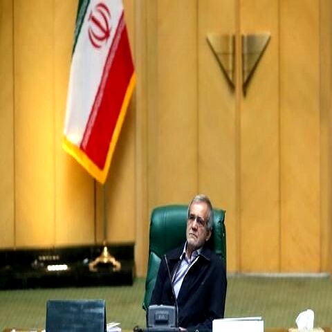 وعده پزشکیان به سپرده‌گذاران ۲۰۰میلیونی موسسات مالی