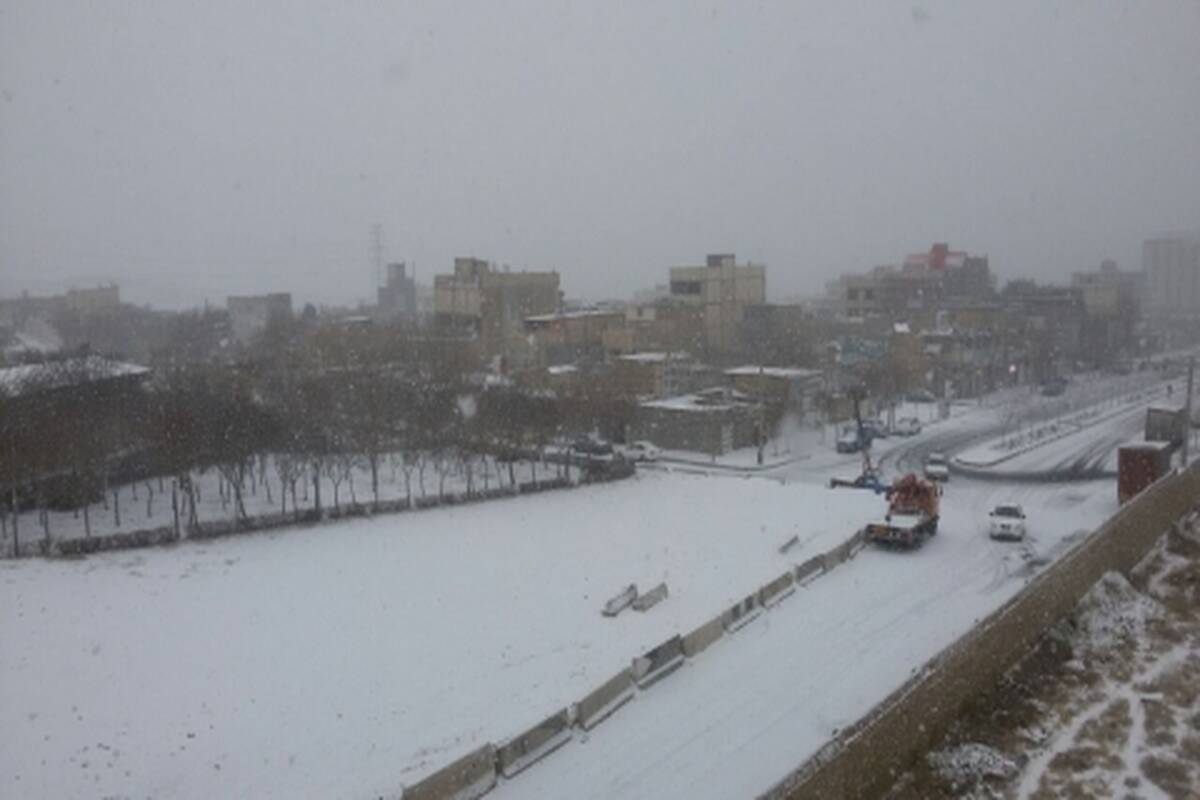 بارش اولین برف زمستانی در مشهد