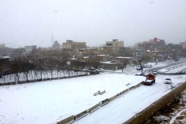 بارش اولین برف زمستانی در مشهد