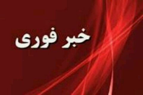 سقوط پل عابر پیاده بر روی خودروهای عبوری