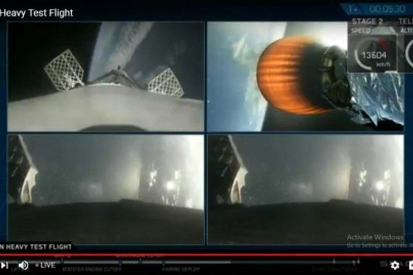 موشک فالکون هِوی به فضا پرتاب شد