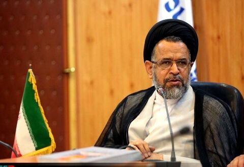 اساس کار وزارت اطلاعات، امنیت برای دانشگاه است، نه بر آن