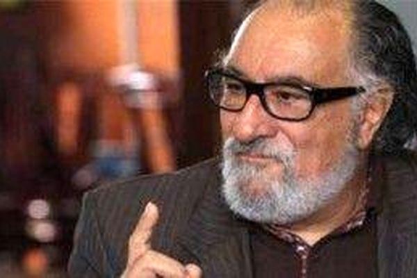 تئاتر دانشگاهی را از دانشگاه مشهد به دانشگاه‌های ایران معرفی کردیم