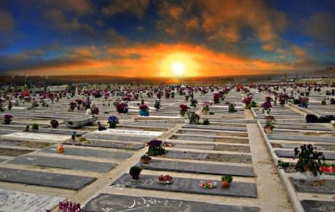 زنده شدن 3 مُرده در قبرستان!