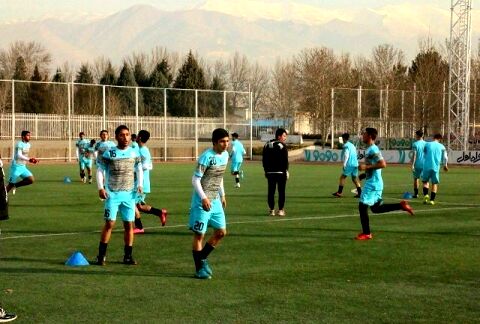 آغاز اردوی تیم ملی فوتبال نوجوانان در ورزشگاه امام رضا(ع)