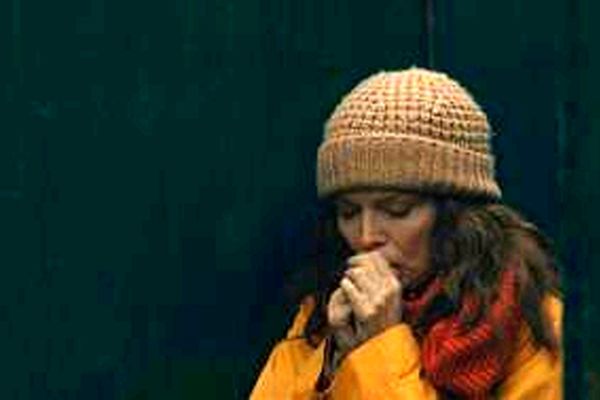 تصمیم خطرناک یک زن برای فرار از بیکاری