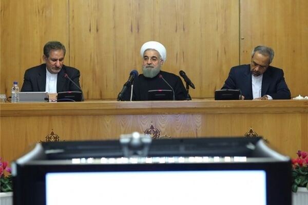 مصوبه دولت درباره بازار ارز: واردات بدون ثبت سفارش ممنوع شد
