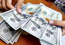 افزایش نرخ دلار به نفع چه کسانی است؟
