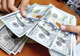 افزایش نرخ دلار به نفع چه کسانی است؟