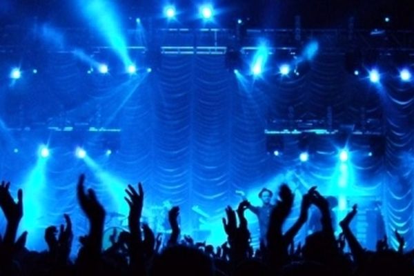 کنسرت در مشهد جنجال آفرید