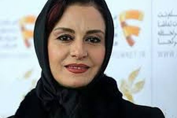 دست ندادن «مریلا زارعی» با مرد چینی سوژه شد