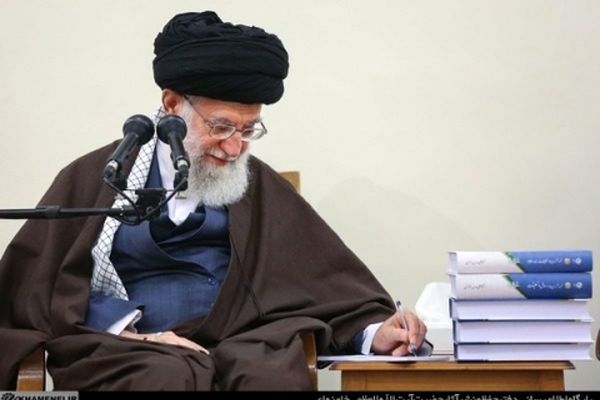 توصیه رهبرانقلاب درباره رواج فلسفه در حوزه علمیه قم و تهران