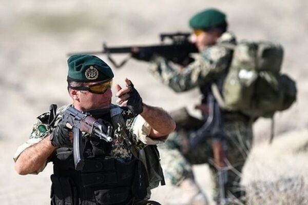 ایران آماده هرگونه درگیری نظامی است