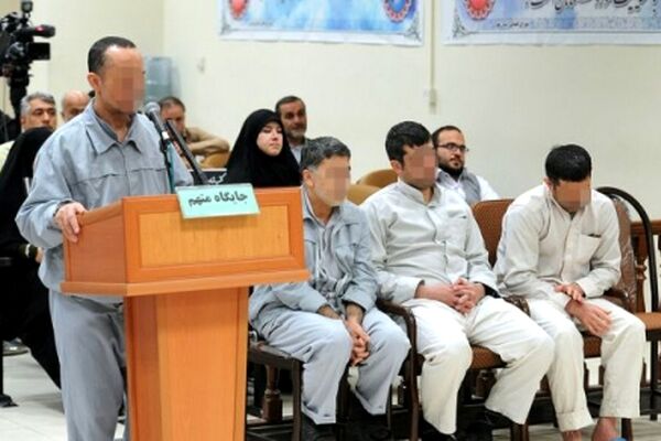 ارتباط تلگرامی عوامل حمله تروریستی به مجلس و حرم امام راحل/ متهمی که برای کاهش مجازات نقش خود را به راننده ساد