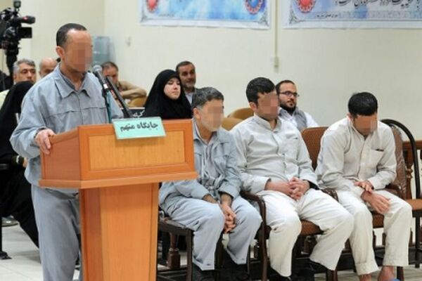 ارتباط تلگرامی عوامل حمله تروریستی به مجلس و حرم امام راحل/ متهمی که برای کاهش مجازات نقش خود را به راننده ساد