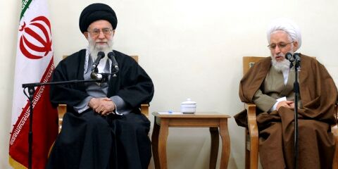 پیام تسلیت رهبر انقلاب برای درگذشتِ امام جمعه شیراز