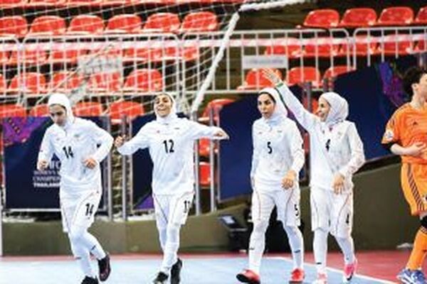باتکنیک ناب ایرانی قهرمان شدیم نه امکانات!