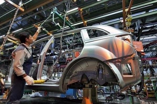 خودروسازان اروپایی به همکاری خود با ایران ادامه می دهند