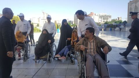 برآورده شدن آرزوی مادر معلولین در مشهد
